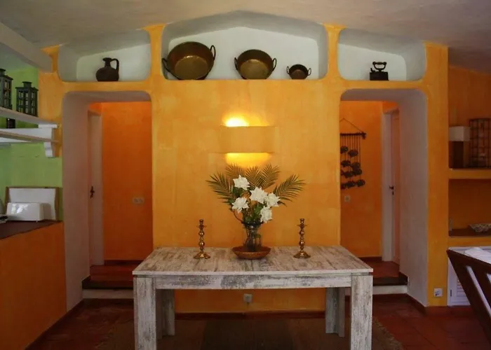 67 * 阿尔布费拉